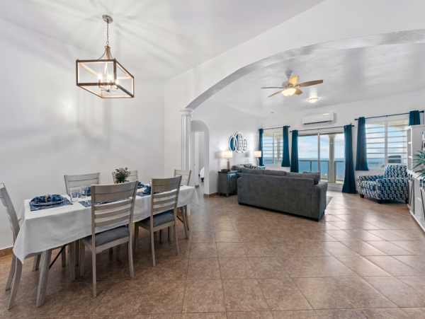 Luxurious Villa With Spectacular Views in St. Thomas